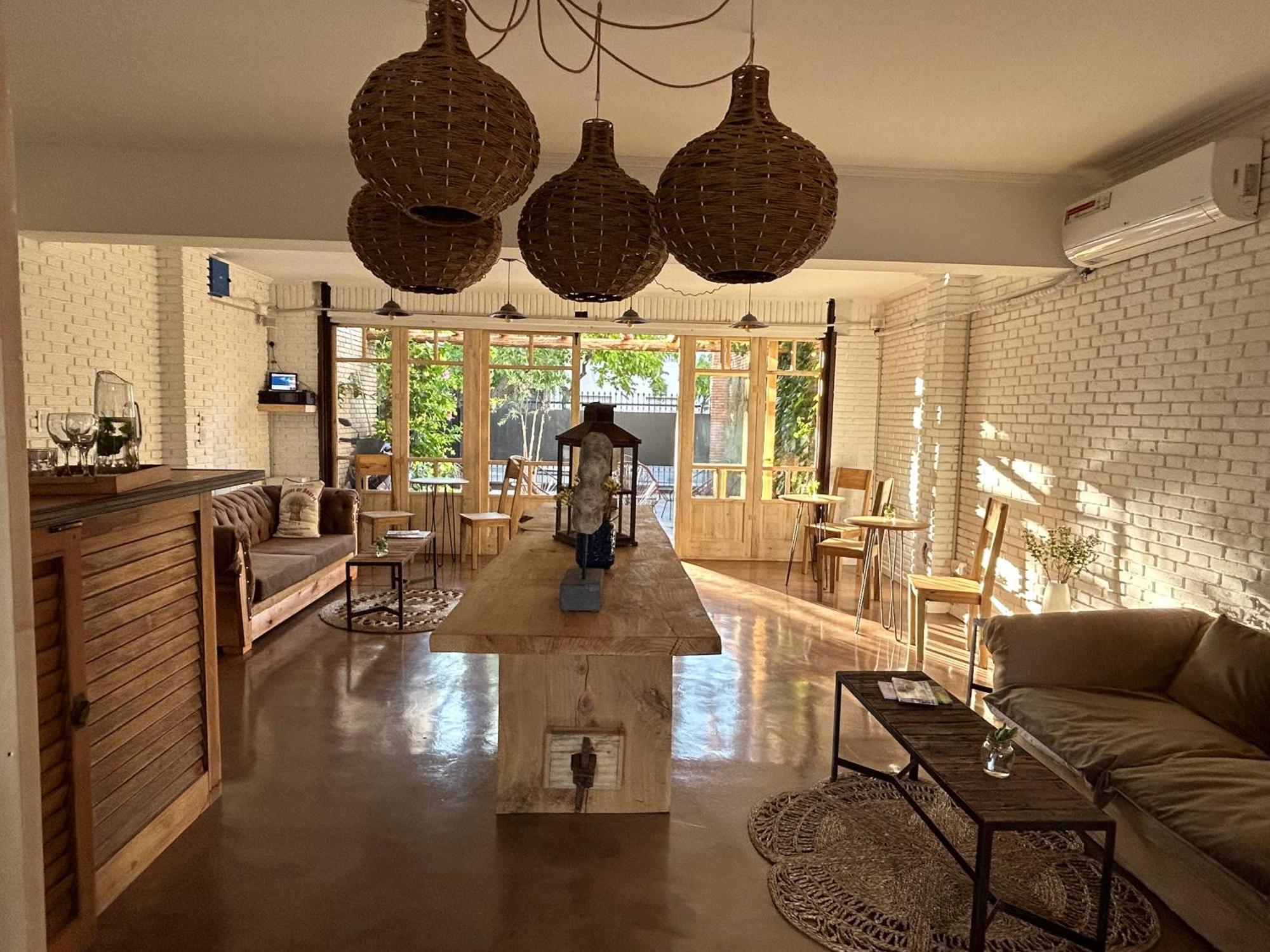 Oeste Suites Mendoza Buitenkant foto